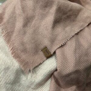 Roots colour block scarf